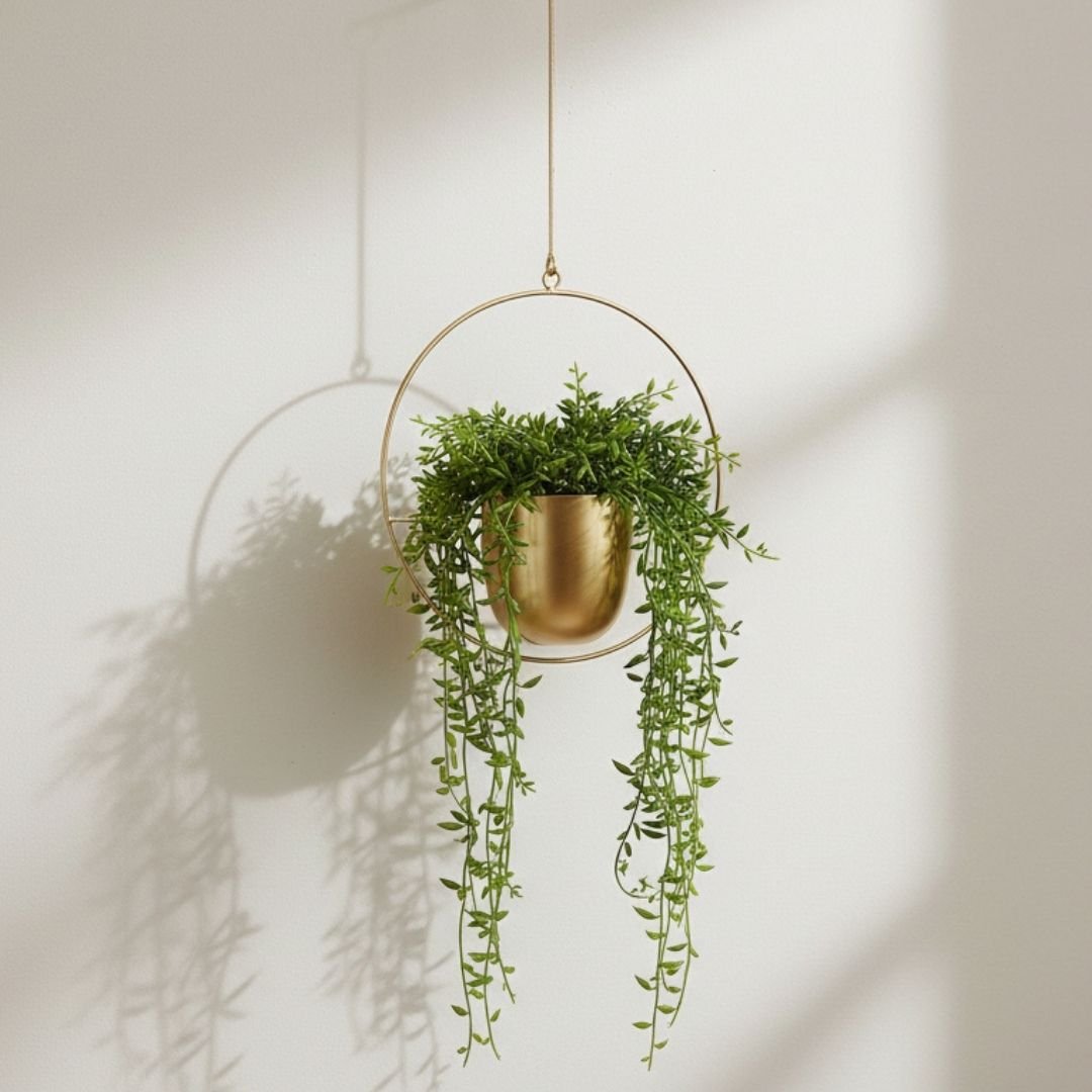 Dexter Hanging Plant Pot Gold