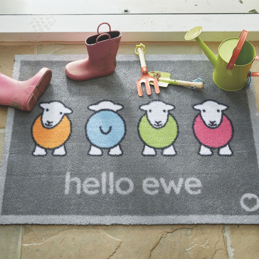 Hug Rug Doormat Hello Ewe