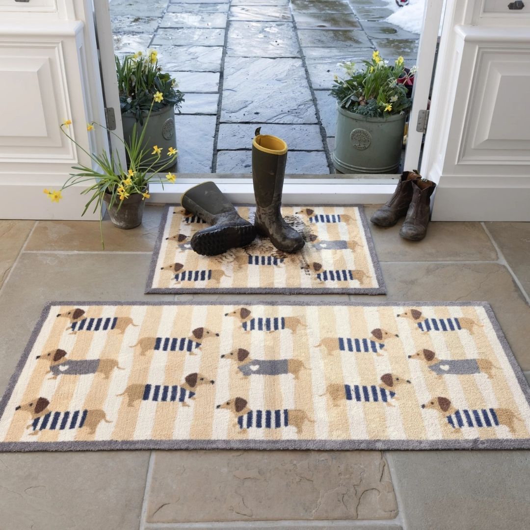 Hug Rug Runner Sausage Dog Chic