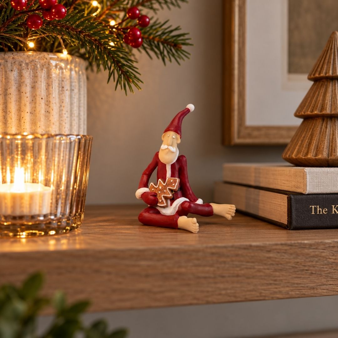 Santa Ove With Gingerbread