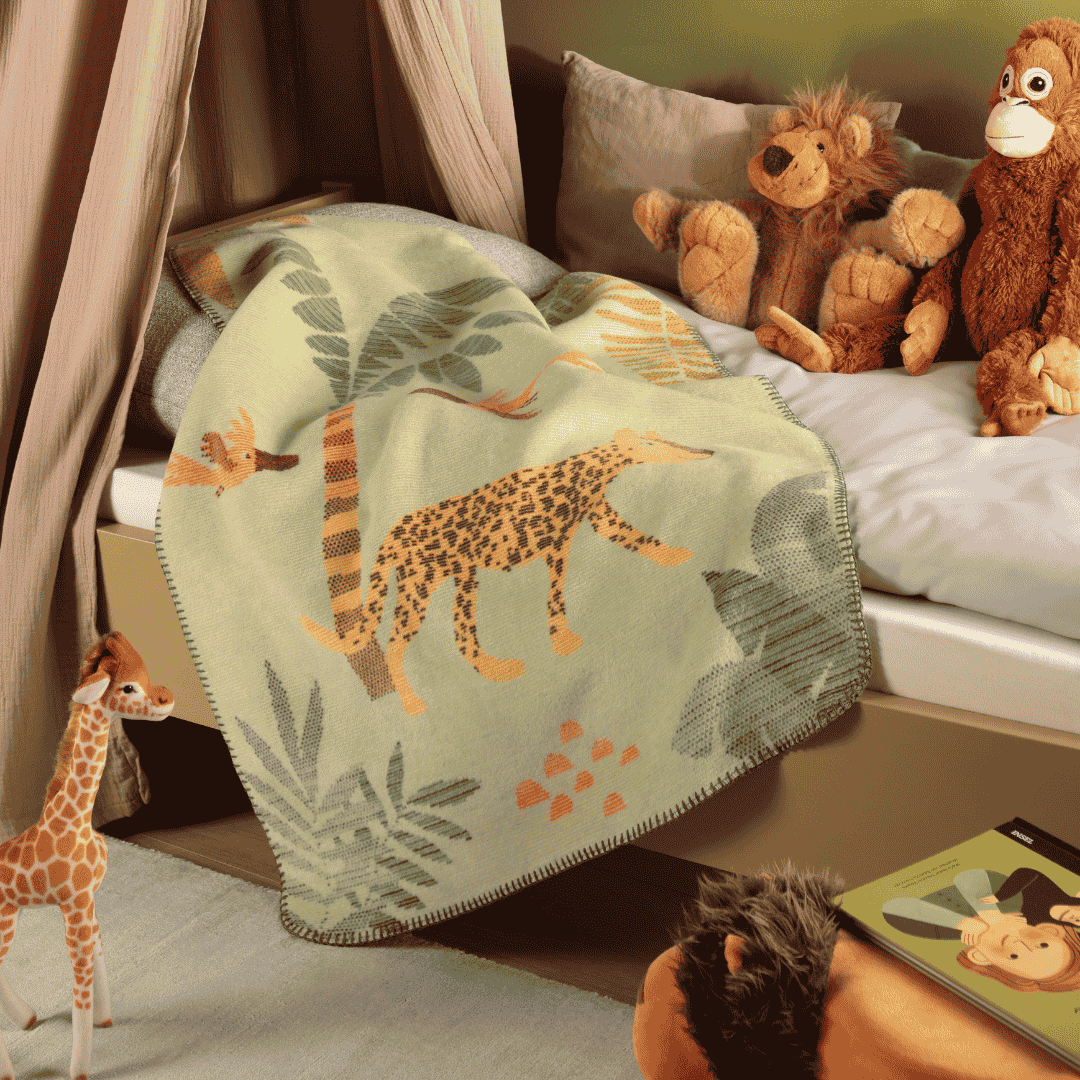 Wildlife Throw