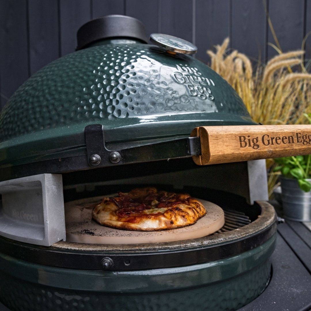 Big Green Egg Pizza Oven Wedges
