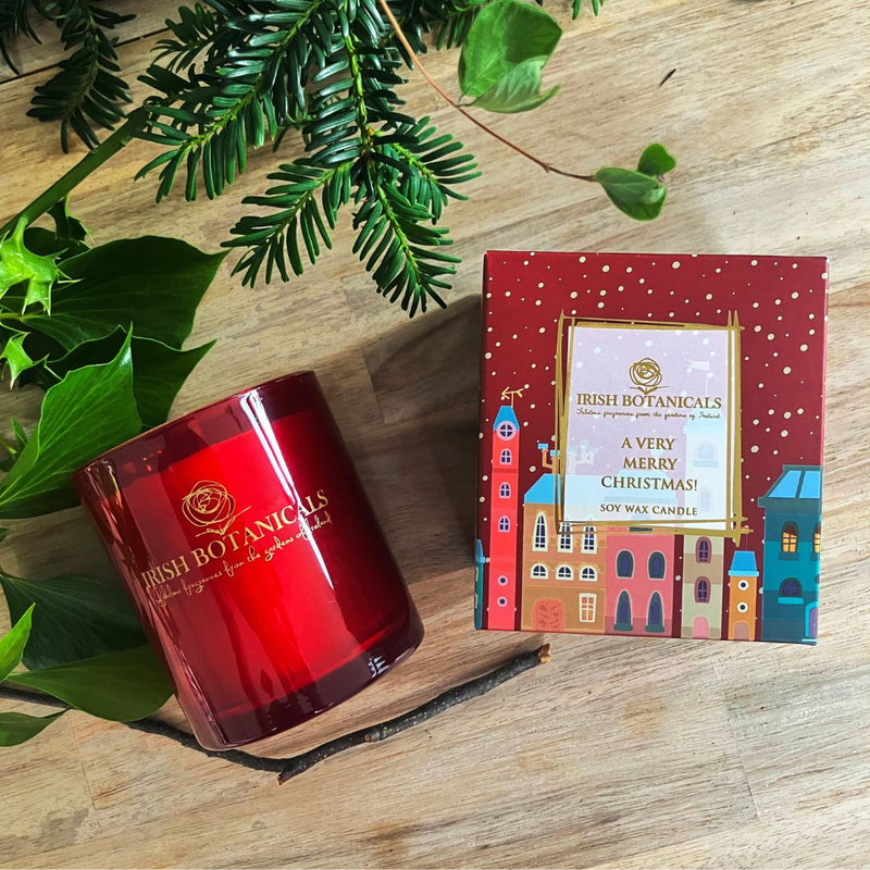 Christmas Candle - Irish Botanicals - A Very Merry Christmas