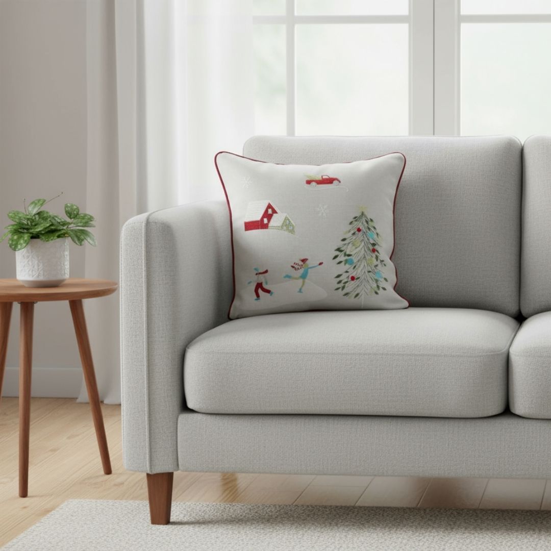 Christmas Cushion 'Merry Skaters'