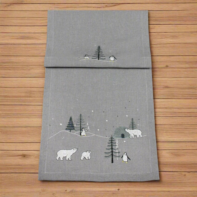 Christmas Table Runner Alaska