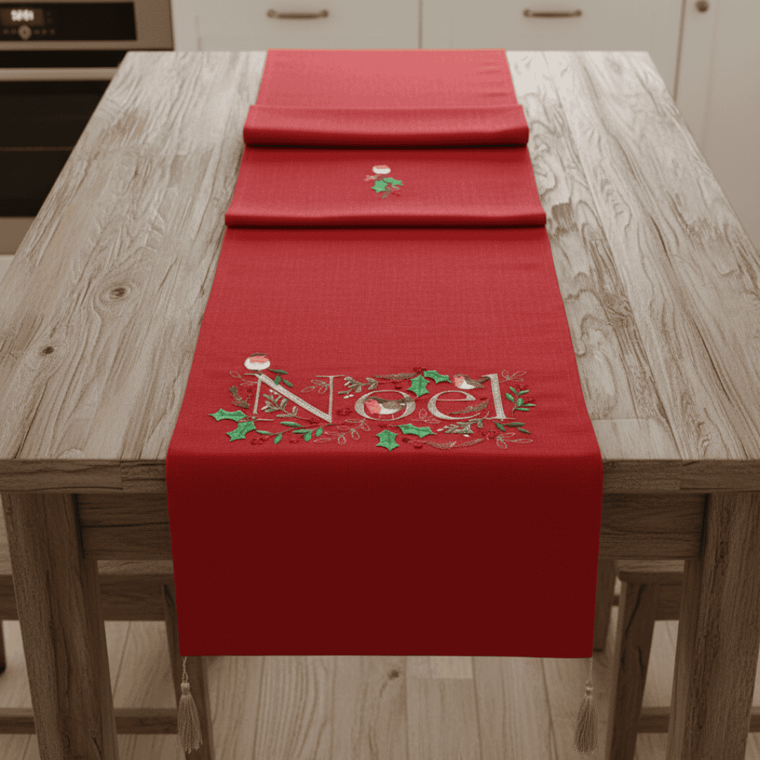 Christmas Table Runner 'Noel Robin'