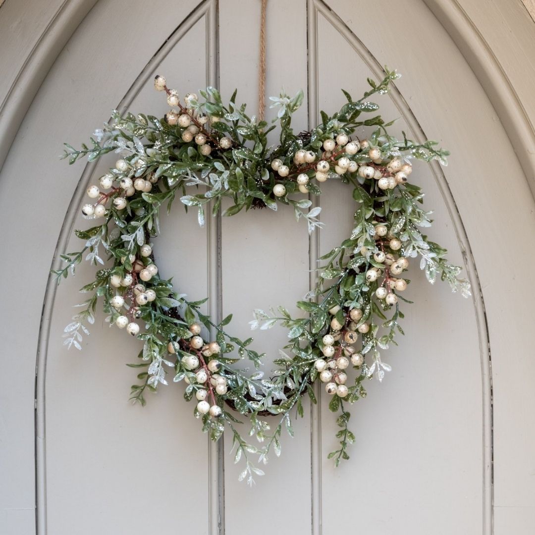 Christmas Sparkle Berry Heart Wreath 43cm