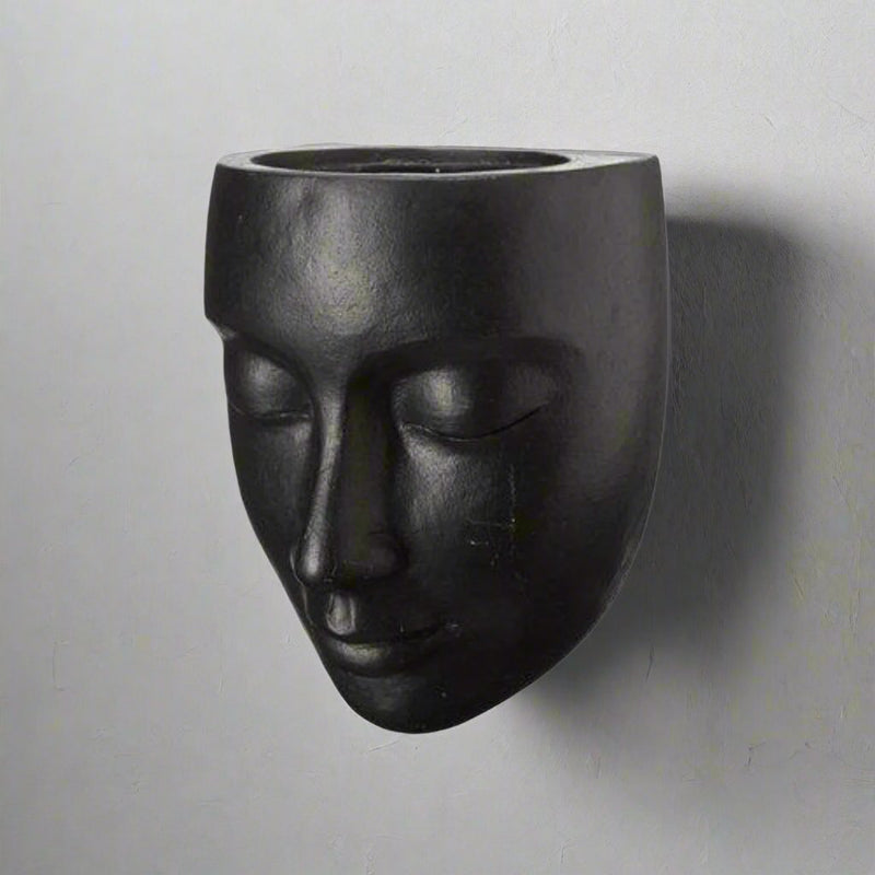 Face Wall Pot