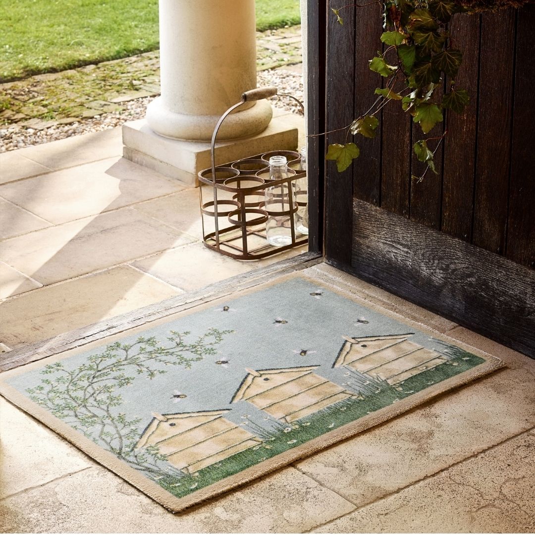 Hug Rug Doormat Aura Beehive