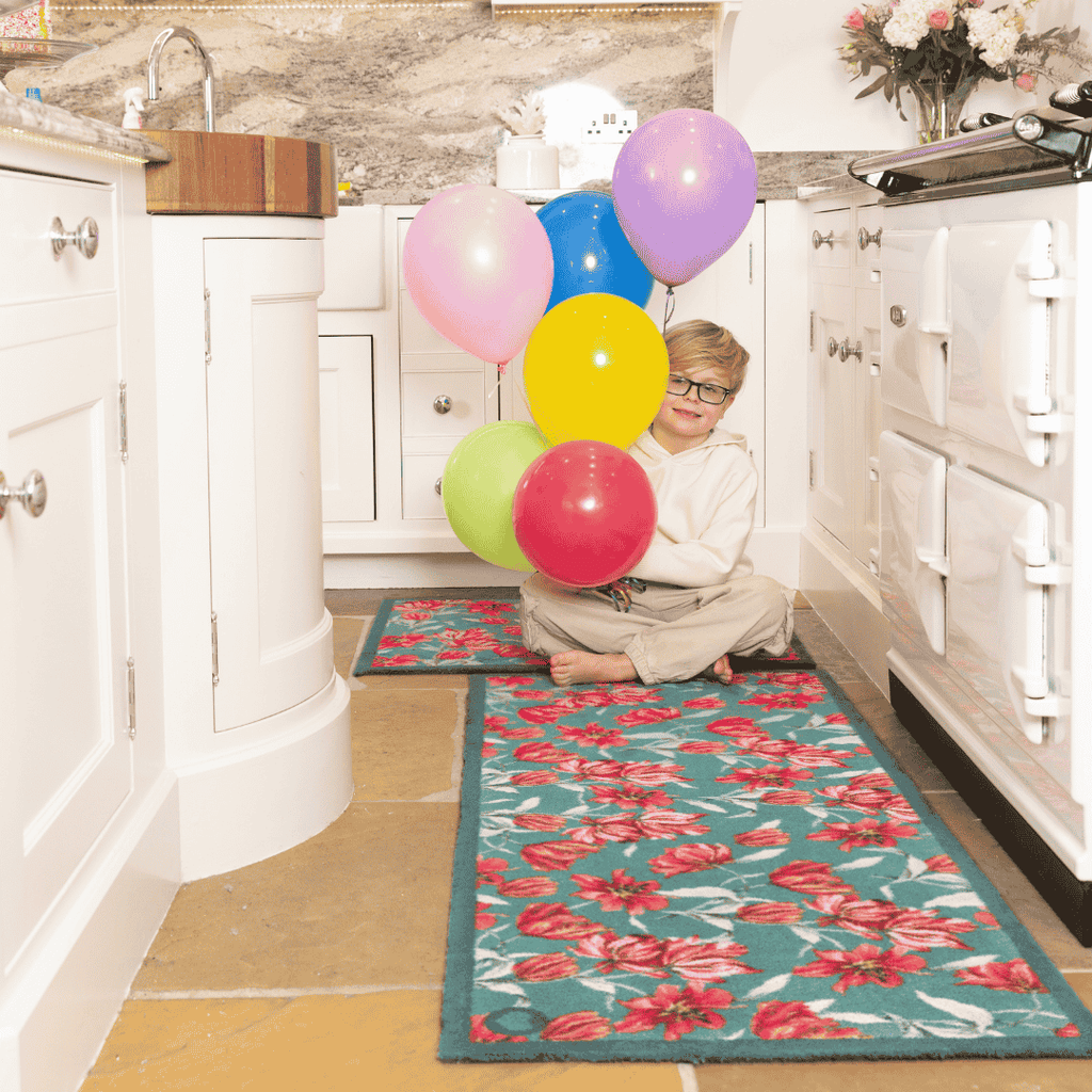 Hug Rug Tumbling Tulips Runner – Eco-Friendly Non-Slip Mat 65x150cm ...