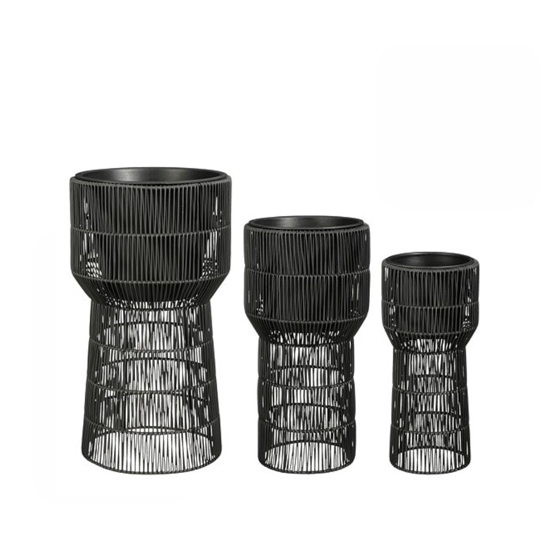 Peta Indoor Pot On Stand Black