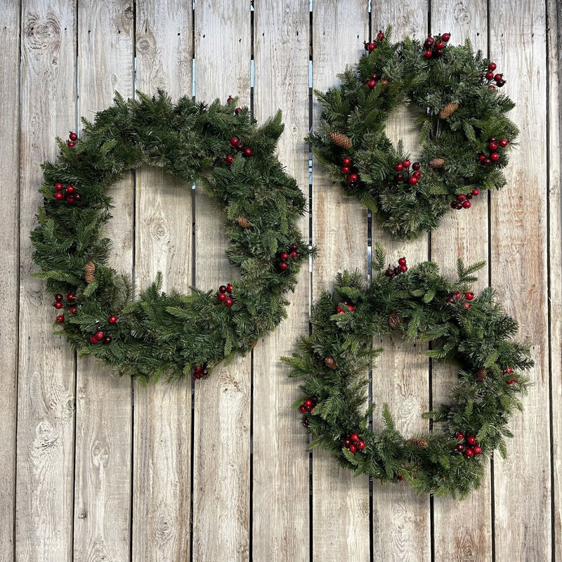 Rutland Pine Christmas Wreath with Berries