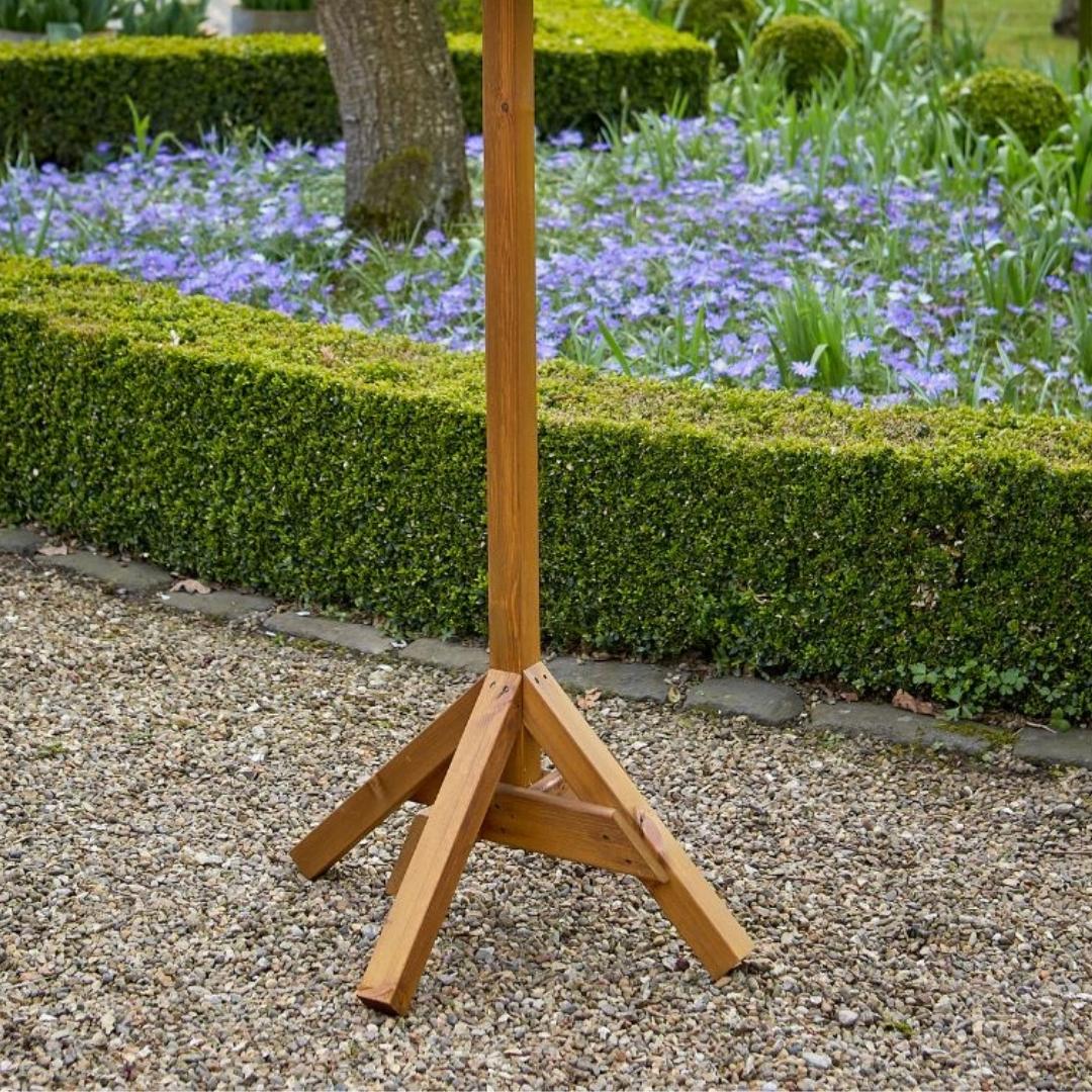 Tom Chambers Salburn Bird Table