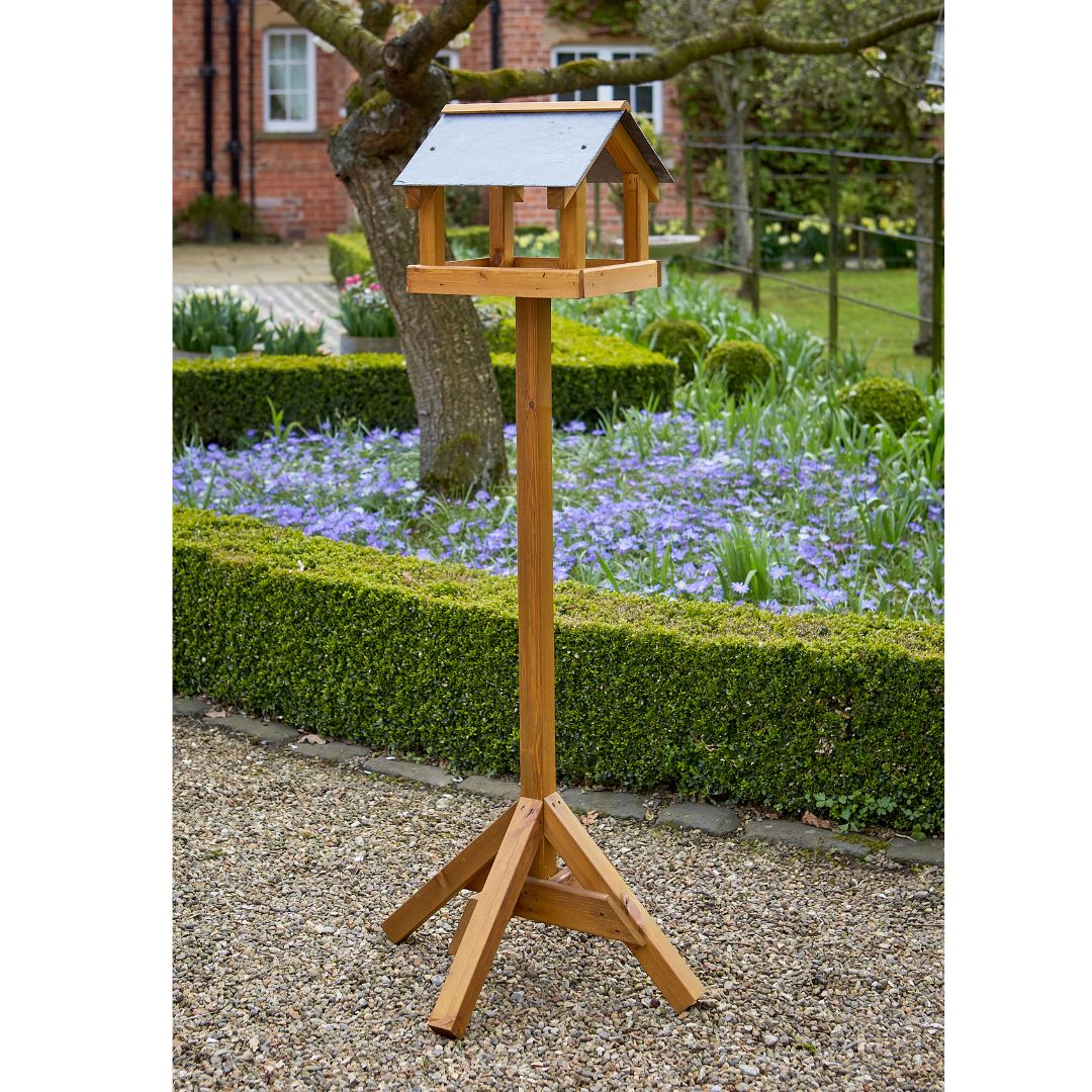 Tom-Chambers-Salburn-Bird-Table