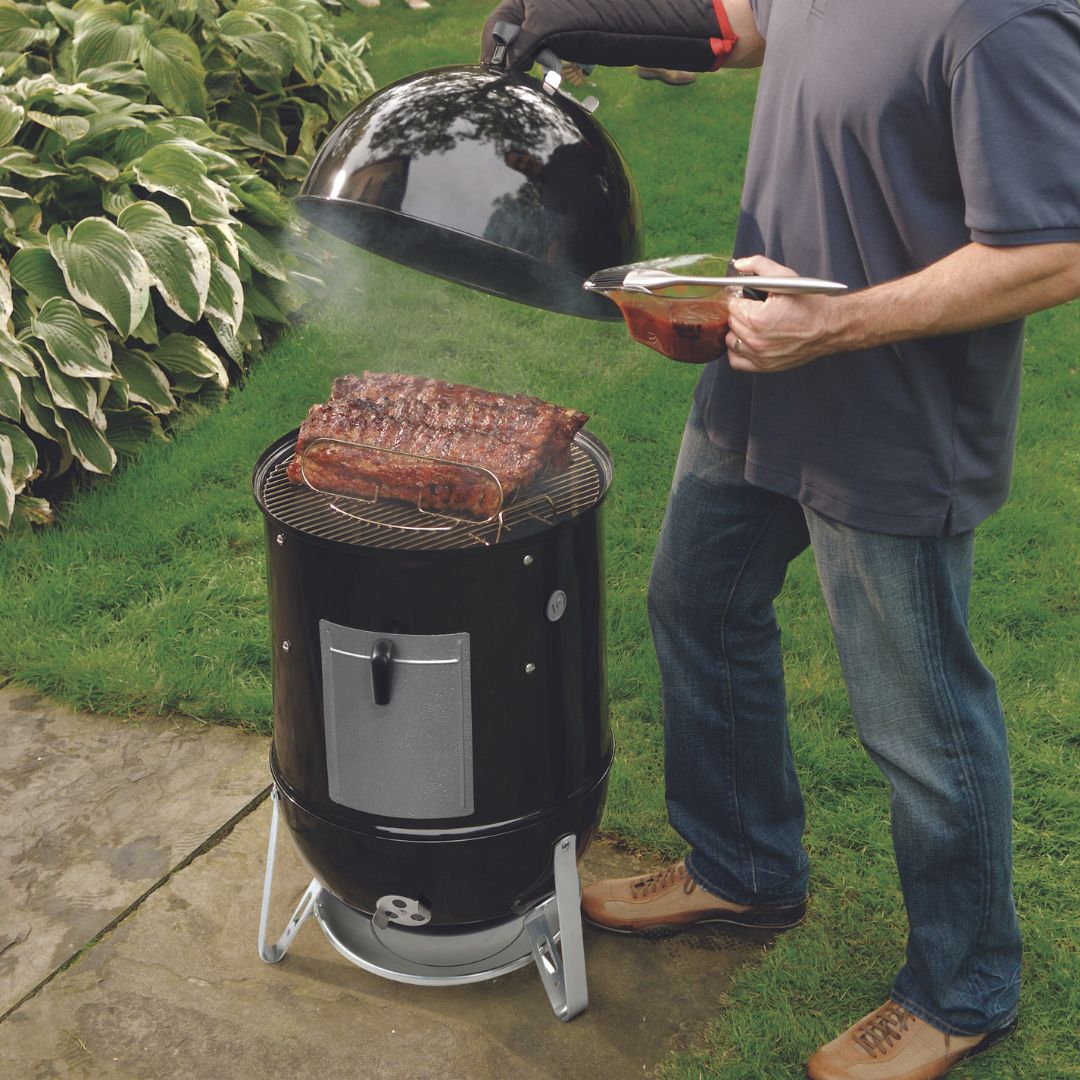 Weber Smokey Mountain Cooker 47cm