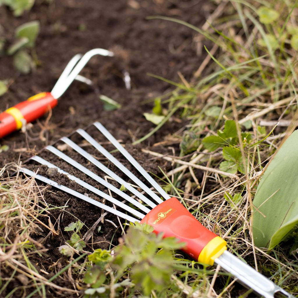 Multi Rake Wolf Garten Small Fan Rake | Compact Garden Rake for Borders